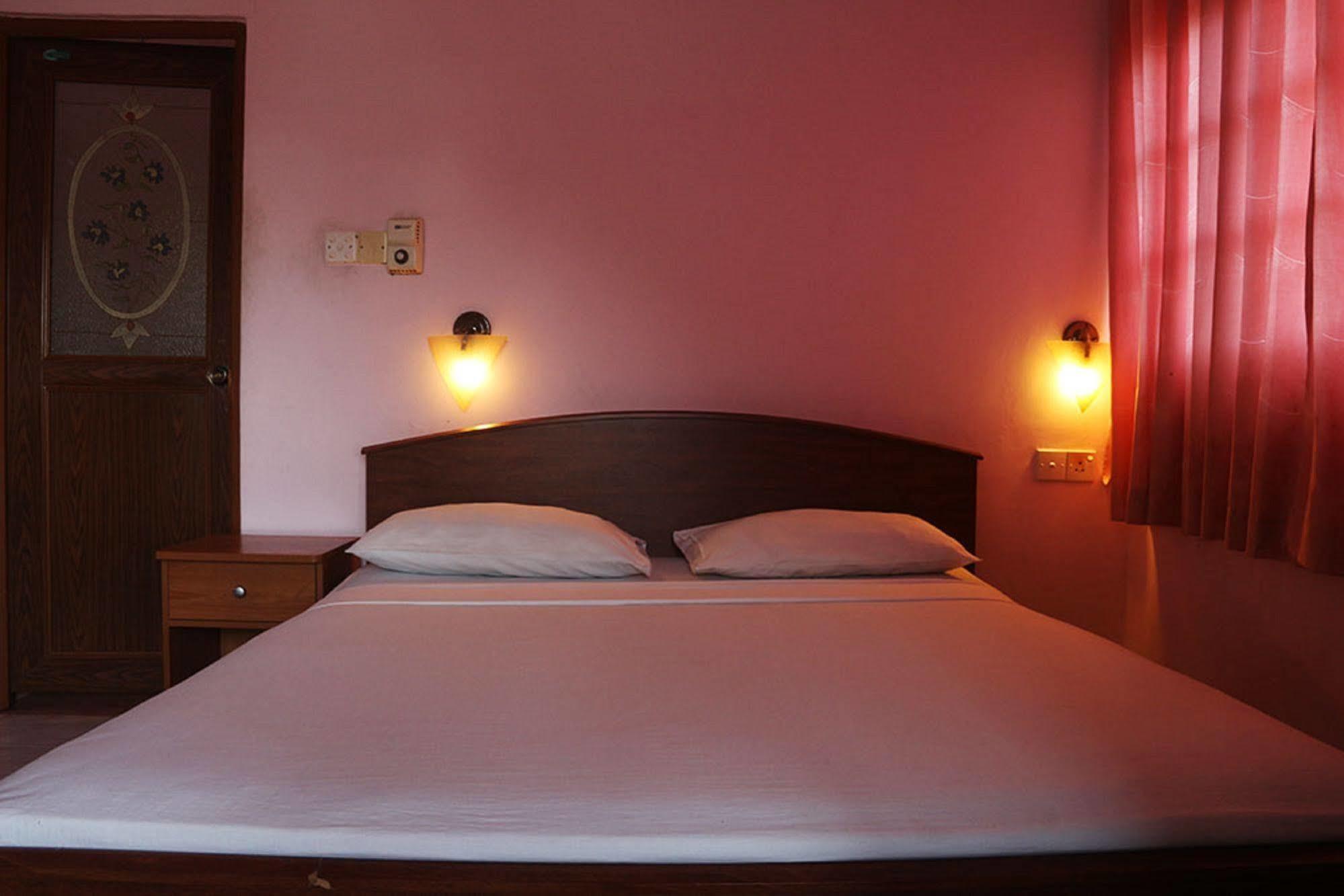 เรด โรส วิลลา Hotel เนกอมโบ ภายนอก รูปภาพ