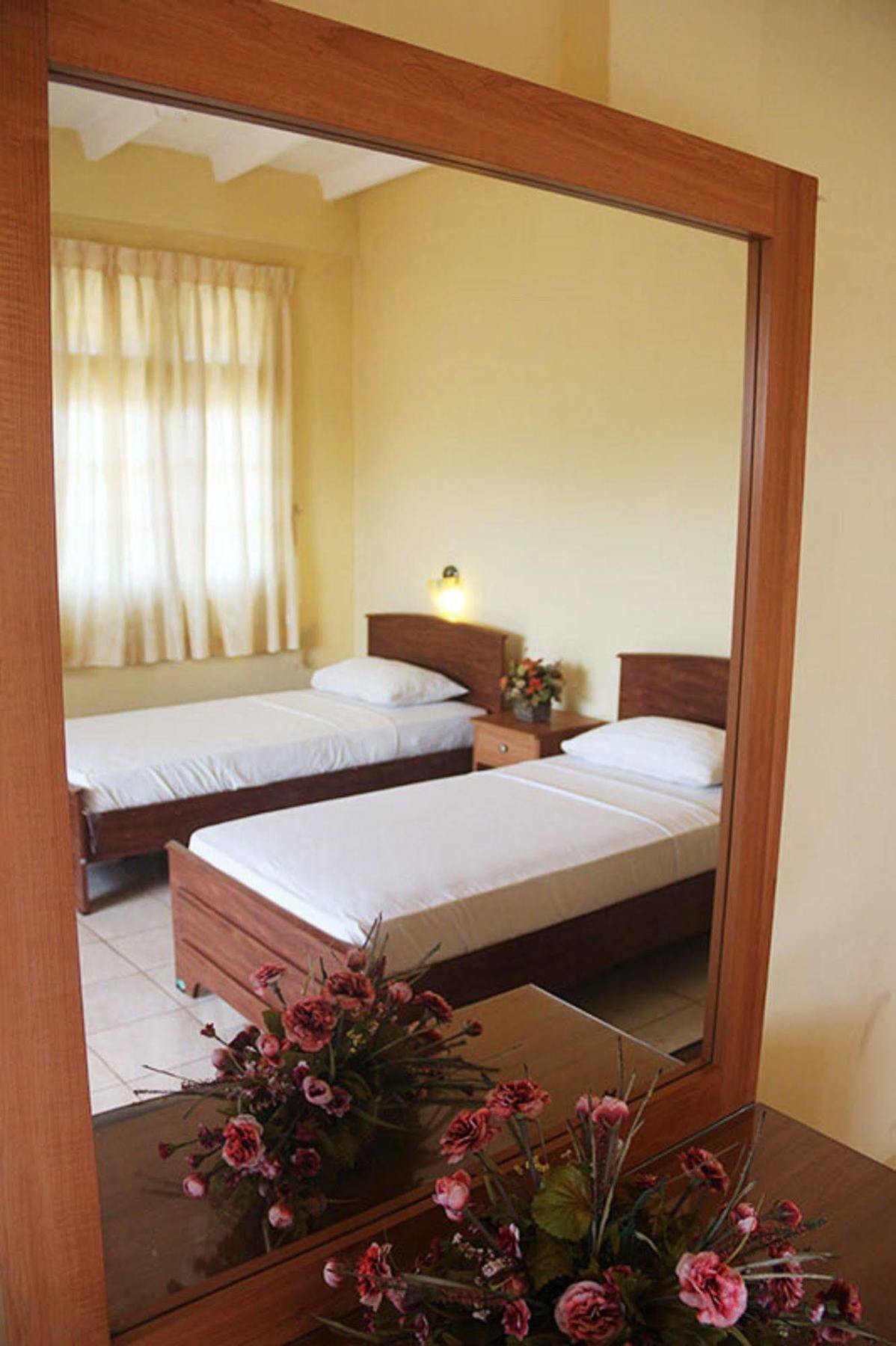 เรด โรส วิลลา Hotel เนกอมโบ ภายนอก รูปภาพ